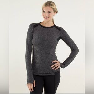Lululemon Base Runner Long Sleeve Shirt Size 8? Black Grey Fitted Running Yoga